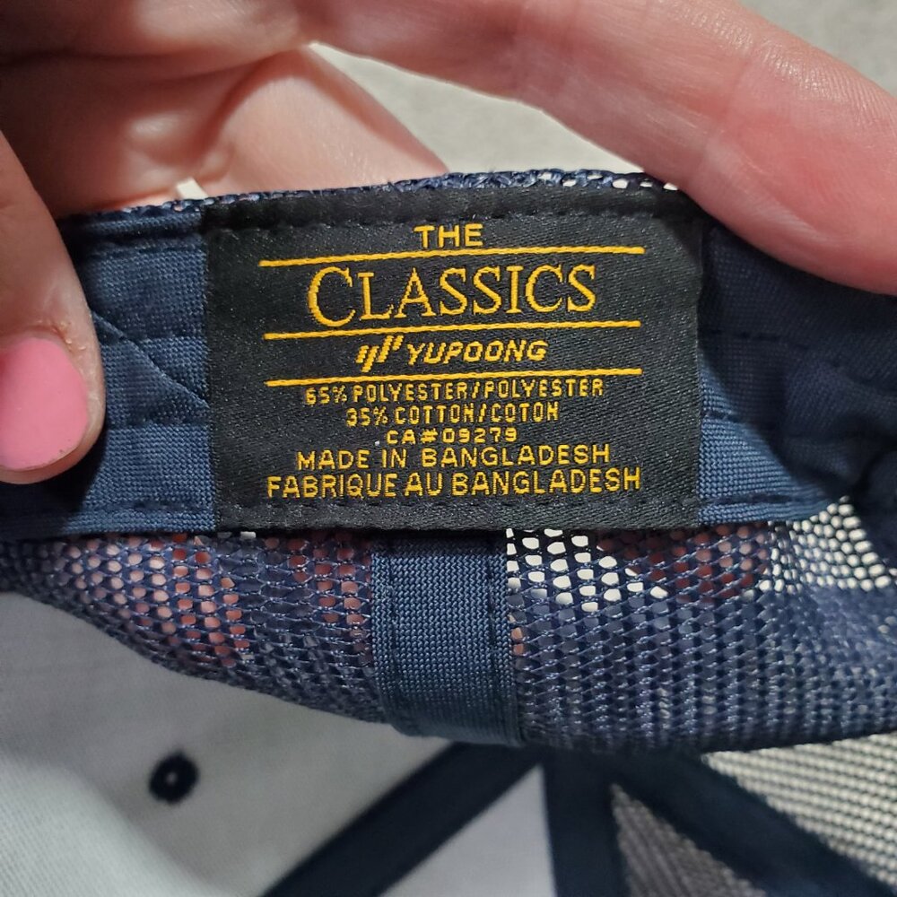 YUPOONG The Classics Seattle Mariners 1993 Baseball Cap Hat Mesh Back Adjustable - Picture 8 of 9